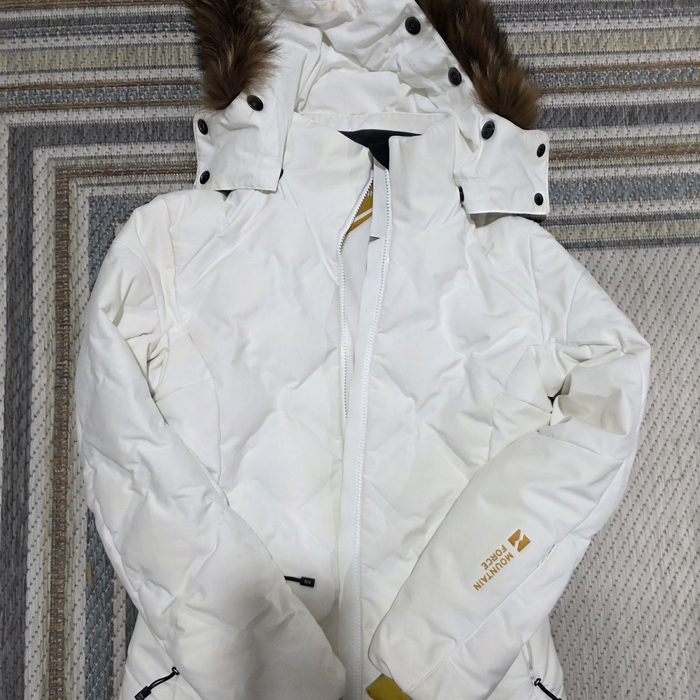 Womens Size XS Down Mountain Force Ski Jscket